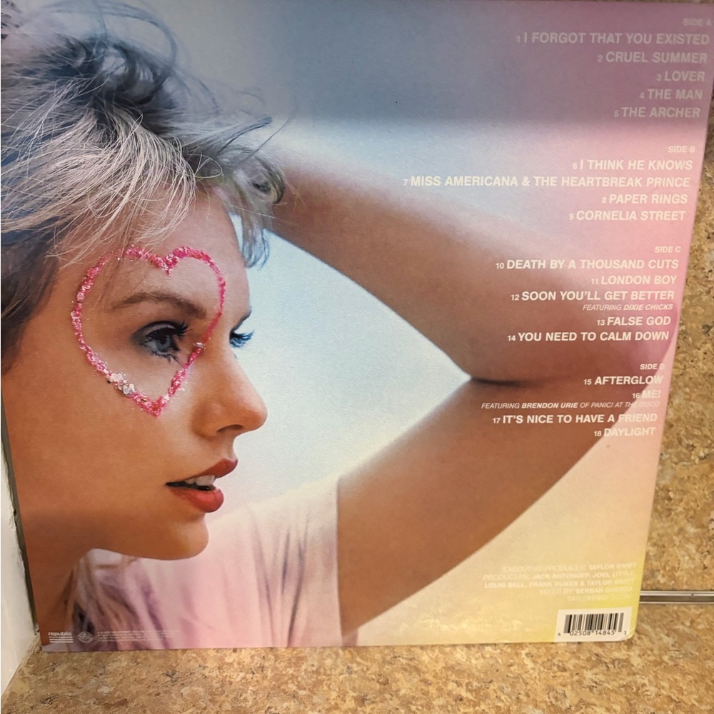 Taylor Swift Lover Vinyl Record 2 LP Pink & Blue - Picture 2 of 5